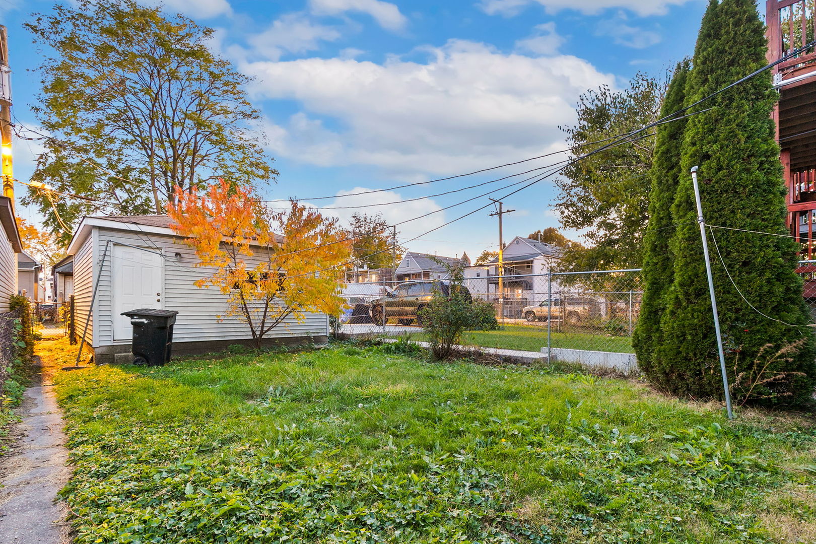 639 West 48th Street Chicago IL 60609