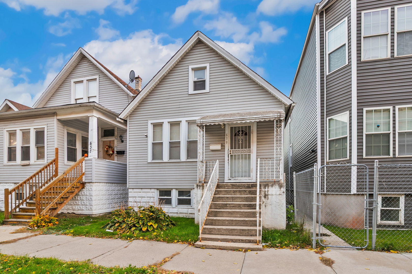 639 West 48th Street Chicago IL 60609