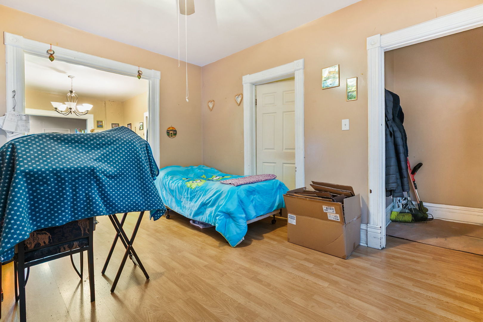 639 West 48th Street Chicago IL 60609