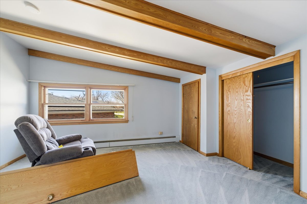 616 Seneca Drive Aurora IL 60506