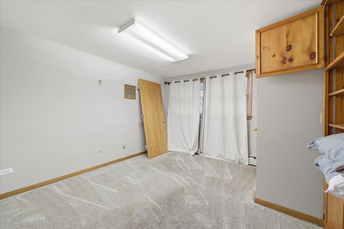 616 Seneca Drive Aurora IL 60506