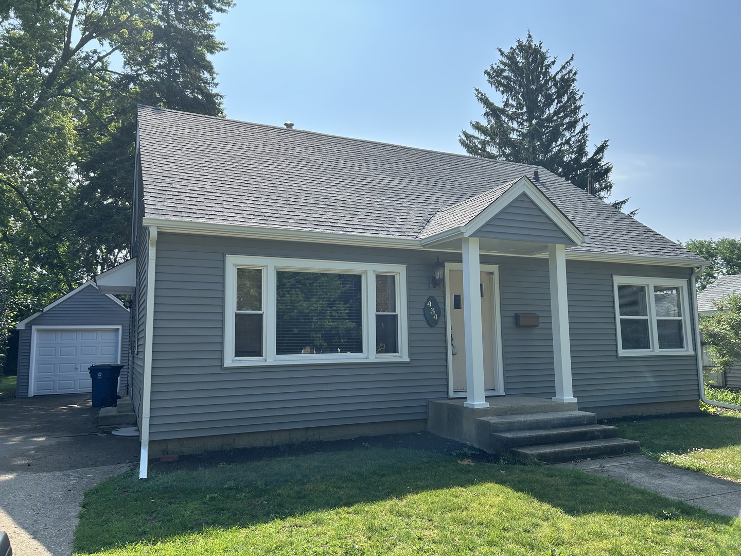 434 Ingleside Avenue Aurora IL 60506