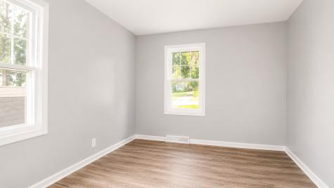 5301 West Lane Mccullom Lake IL 60050