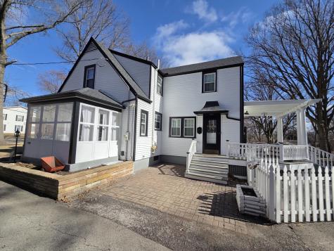 907 West Hovey Avenue Normal IL 61761