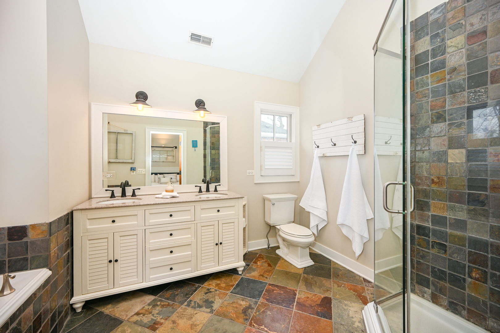 563 Taylor Avenue Glen Ellyn IL 60137