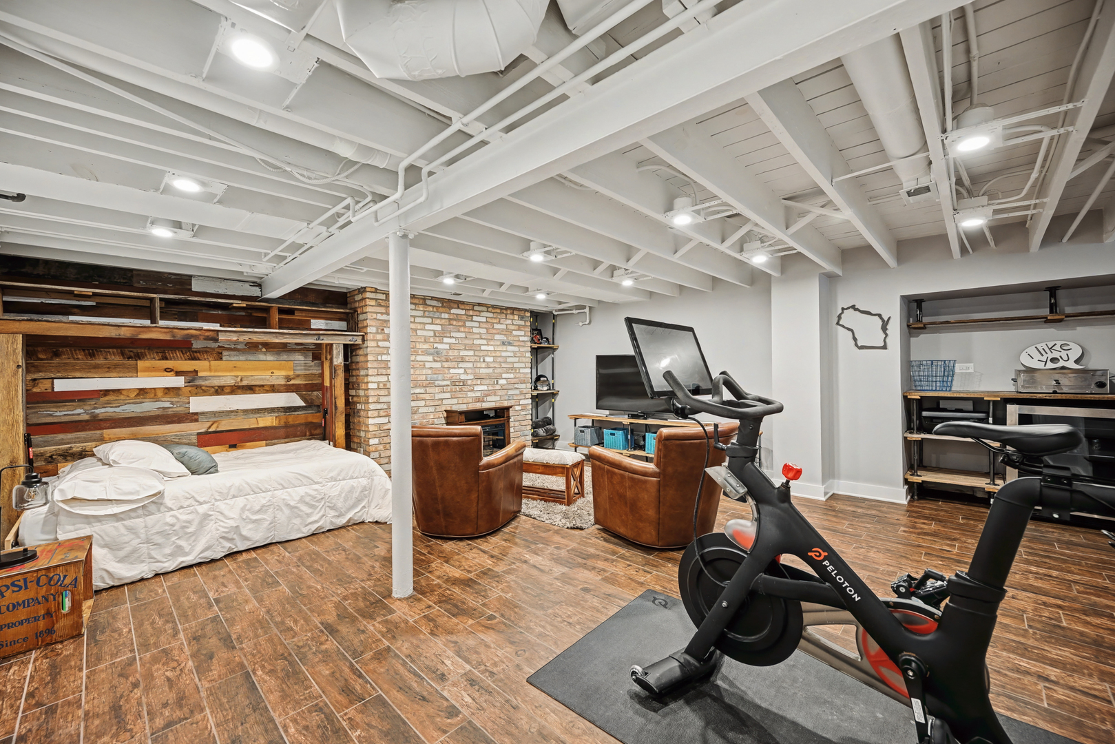 563 Taylor Avenue Glen Ellyn IL 60137