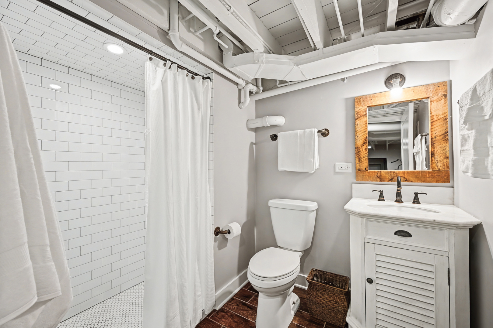 563 Taylor Avenue Glen Ellyn IL 60137