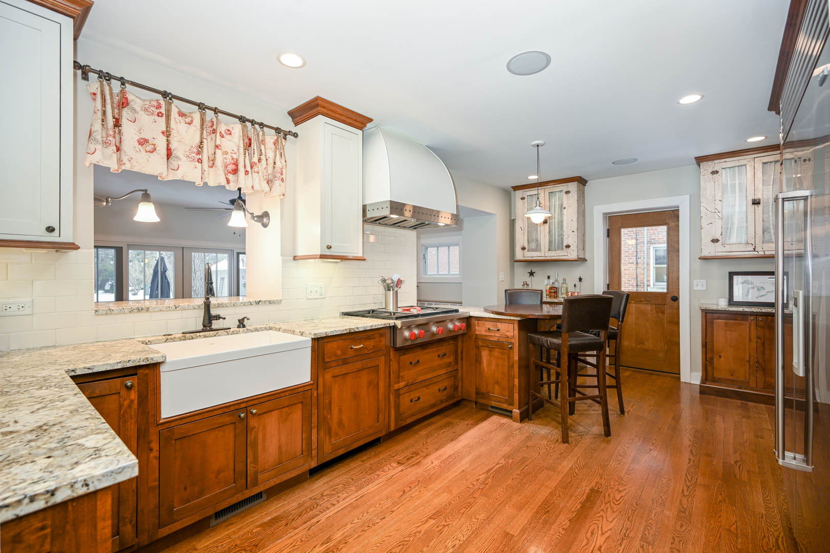 563 Taylor Avenue Glen Ellyn IL 60137