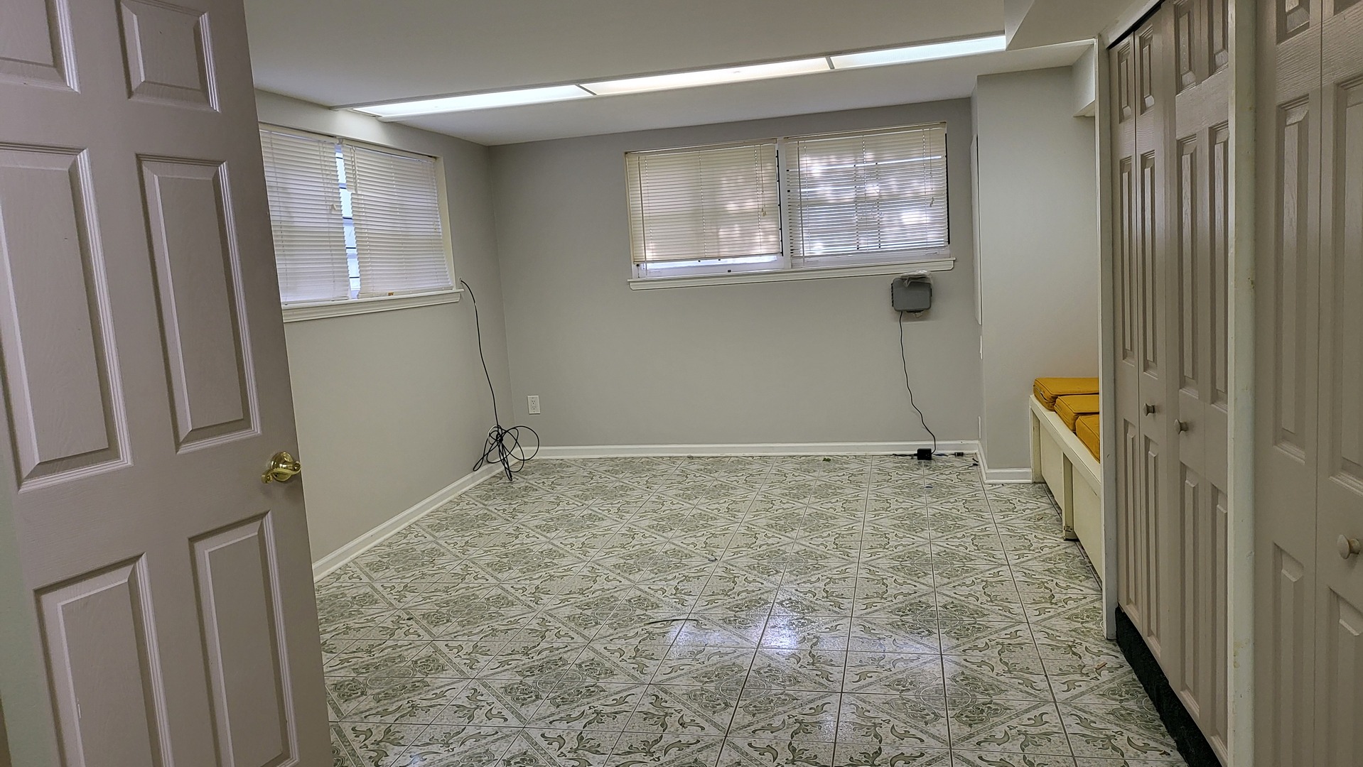 7023 South Bennett Avenue Chicago IL 60649