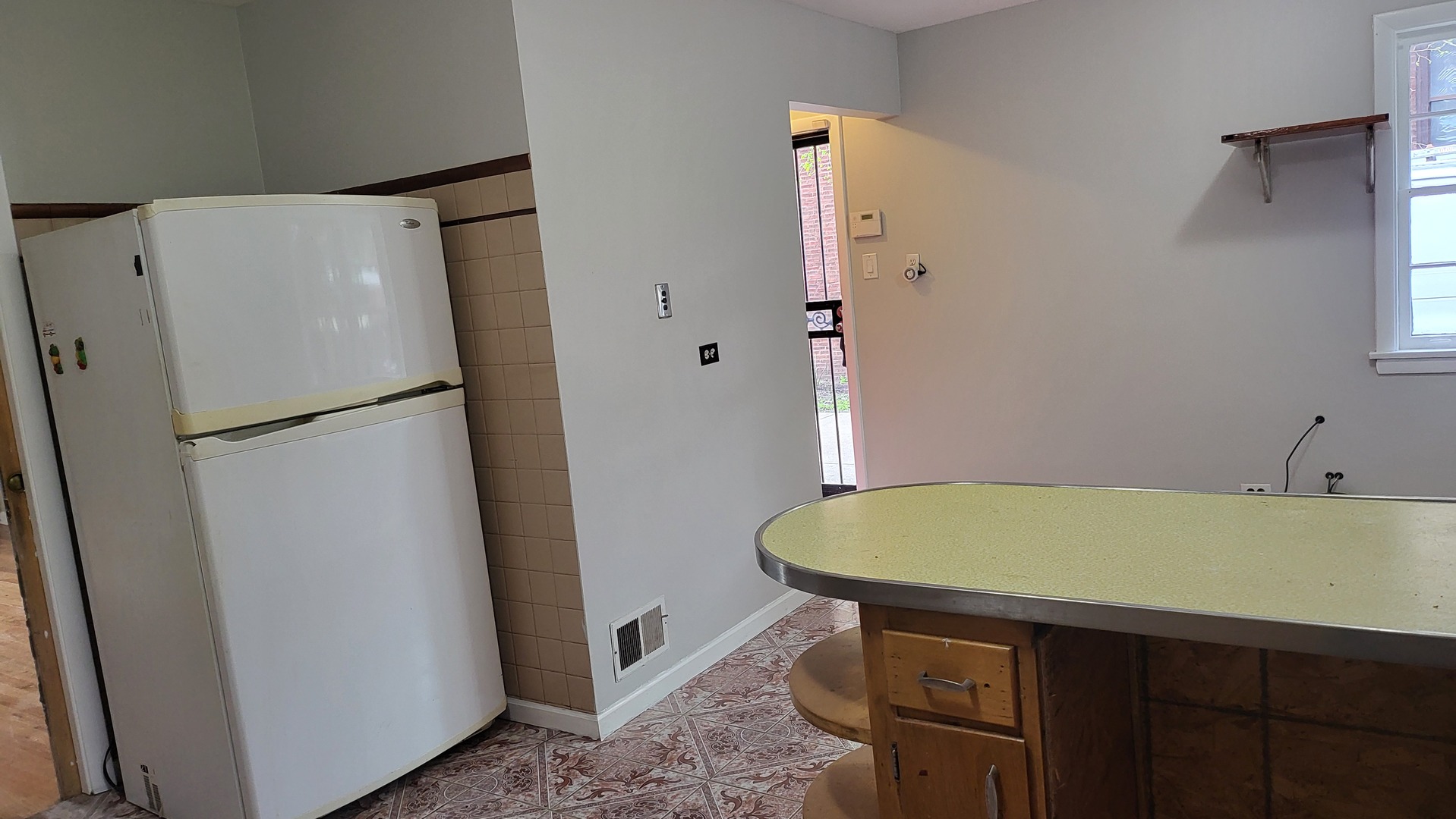 7023 South Bennett Avenue Chicago IL 60649