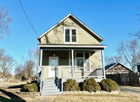 906 Mountain Street Aurora IL 60505