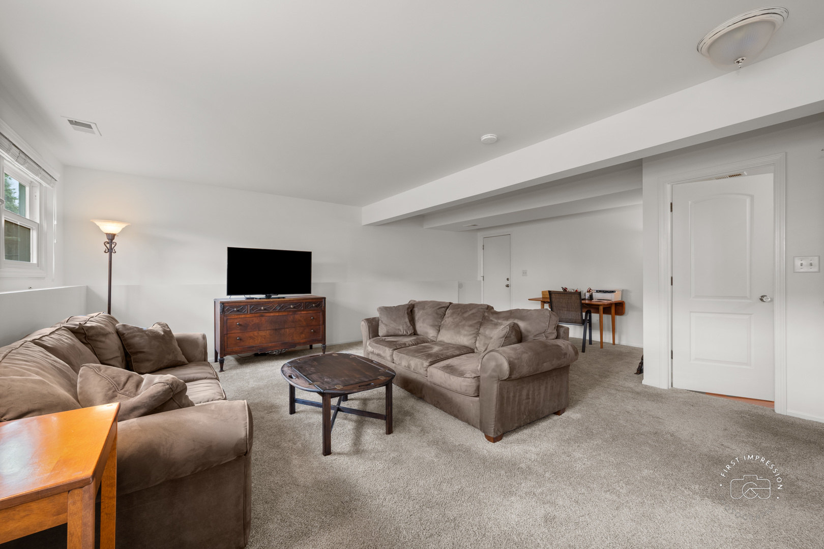 2512 Leach Drive Naperville IL 60564