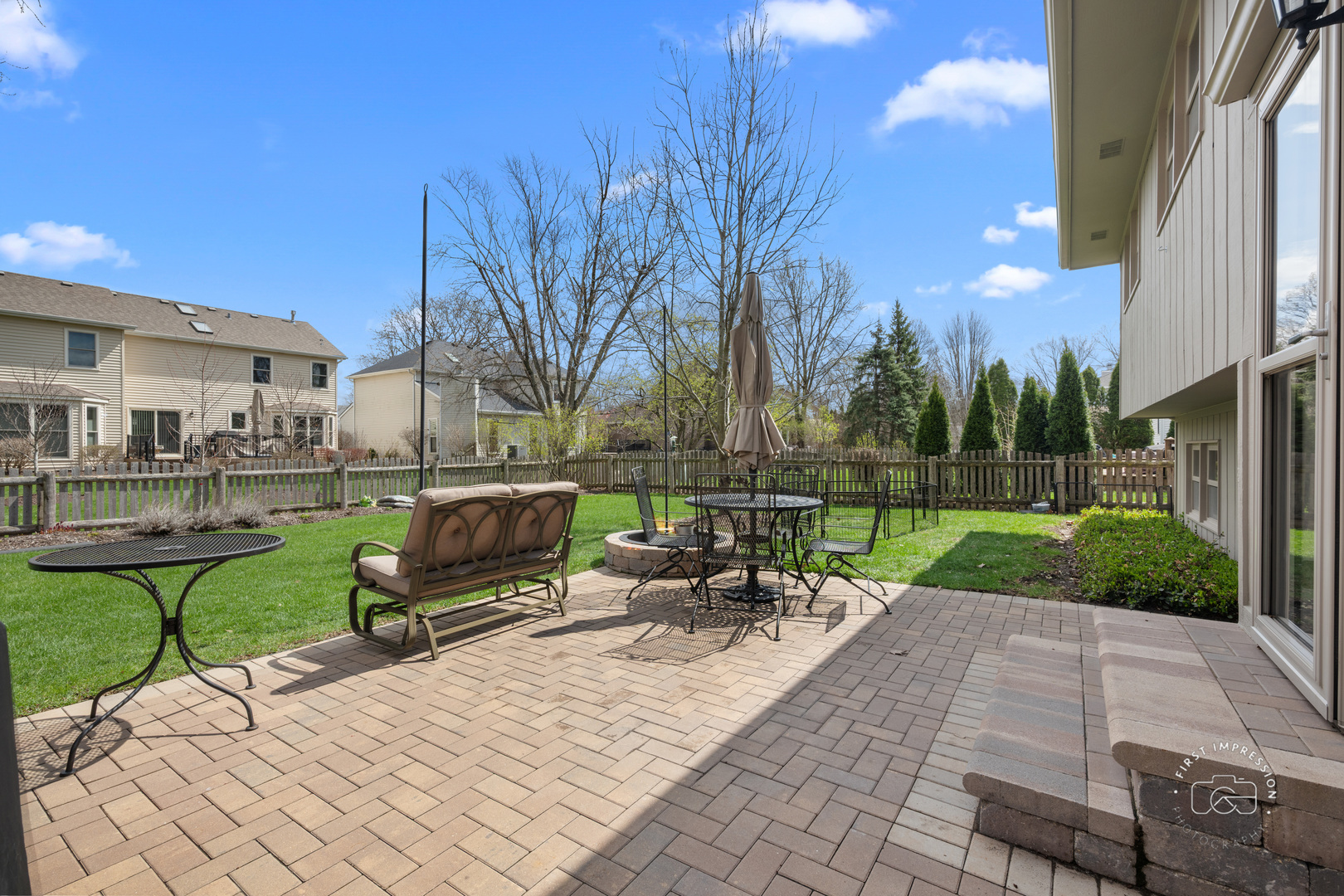 2512 Leach Drive Naperville IL 60564