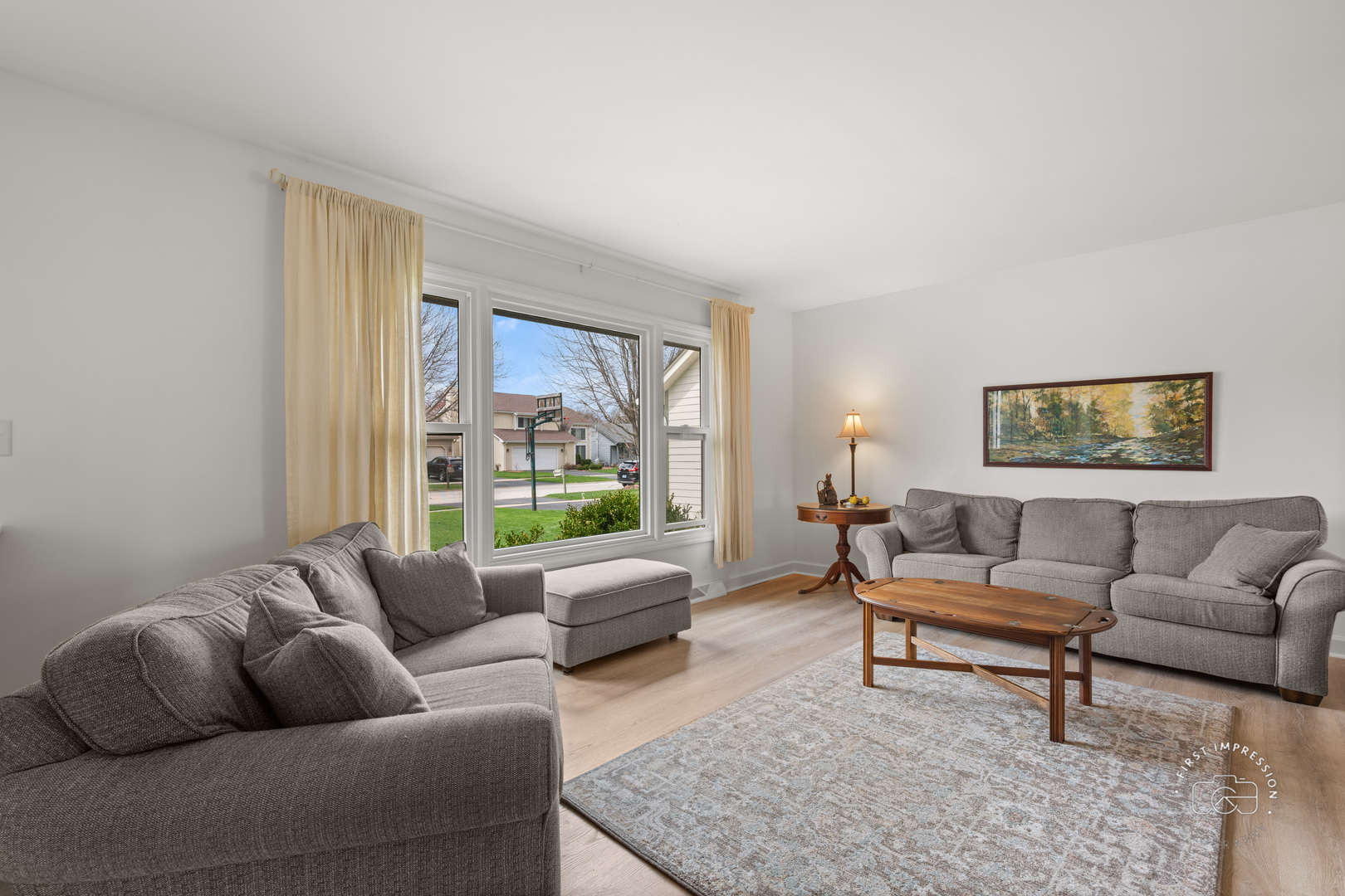 2512 Leach Drive Naperville IL 60564