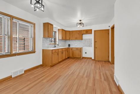 8242 South Damen Avenue Chicago IL 60620