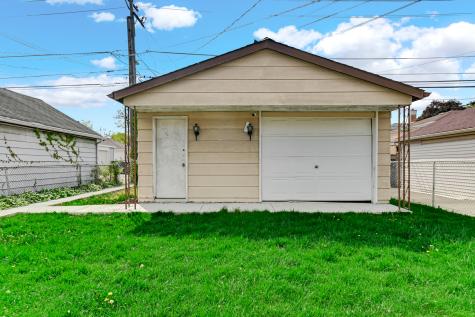 8242 South Damen Avenue Chicago IL 60620