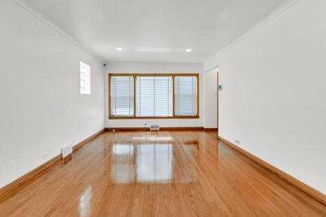 8242 South Damen Avenue Chicago IL 60620