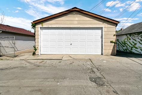 8242 South Damen Avenue Chicago IL 60620