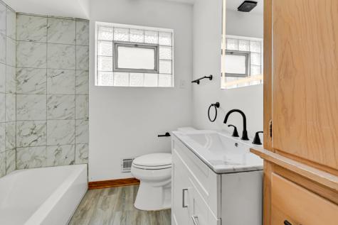 8242 South Damen Avenue Chicago IL 60620