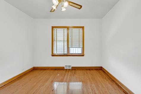 8242 South Damen Avenue Chicago IL 60620
