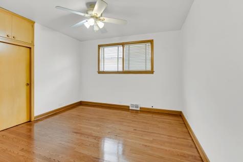 8242 South Damen Avenue Chicago IL 60620