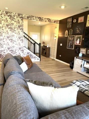 341 Red Oak Circle Volo IL 60020