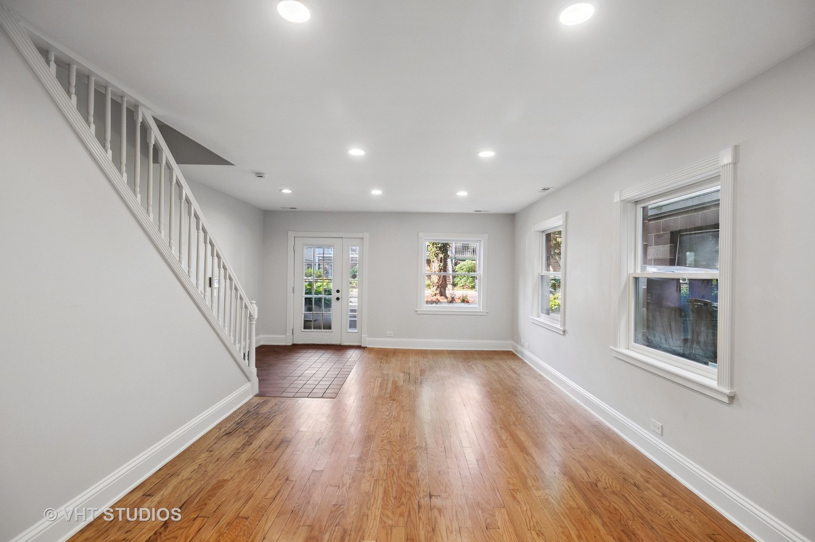 4721 South Woodlawn Avenue Chicago IL 60615