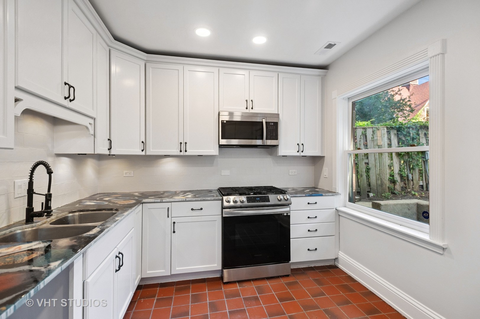 4721 South Woodlawn Avenue Chicago IL 60615