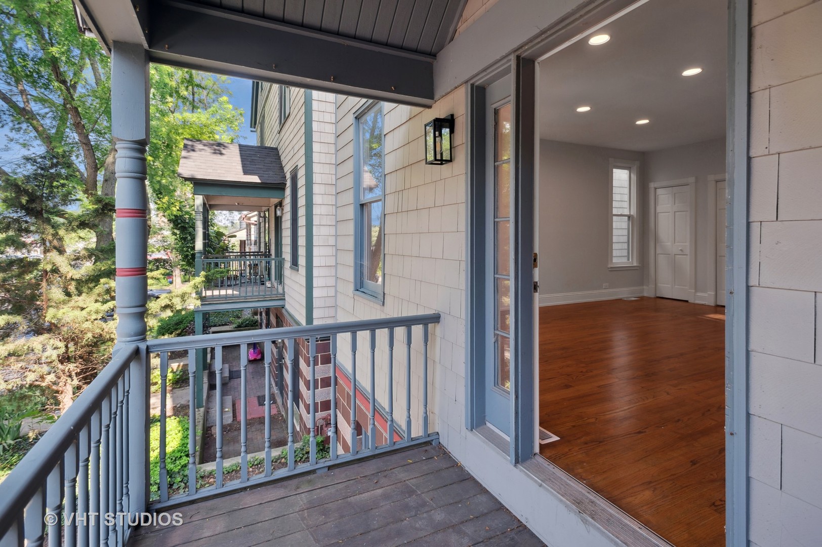 4721 South Woodlawn Avenue Chicago IL 60615