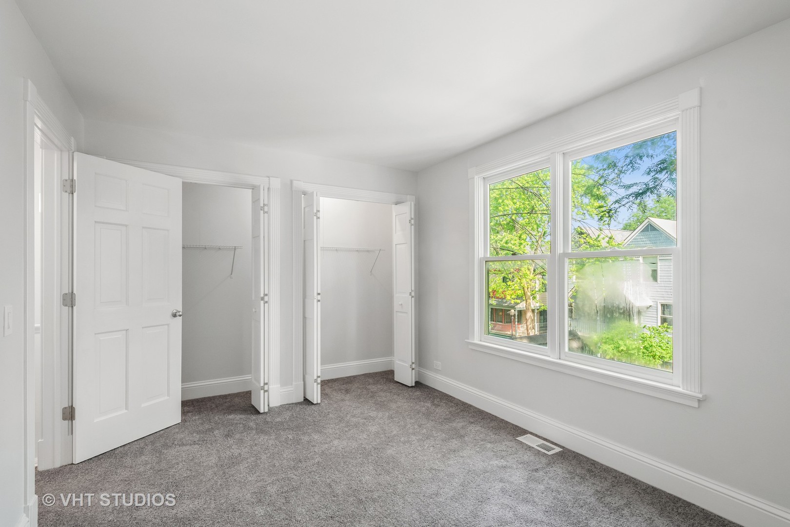 4721 South Woodlawn Avenue Chicago IL 60615