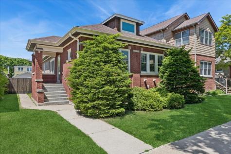 3810 North Mozart Street Chicago IL 60618