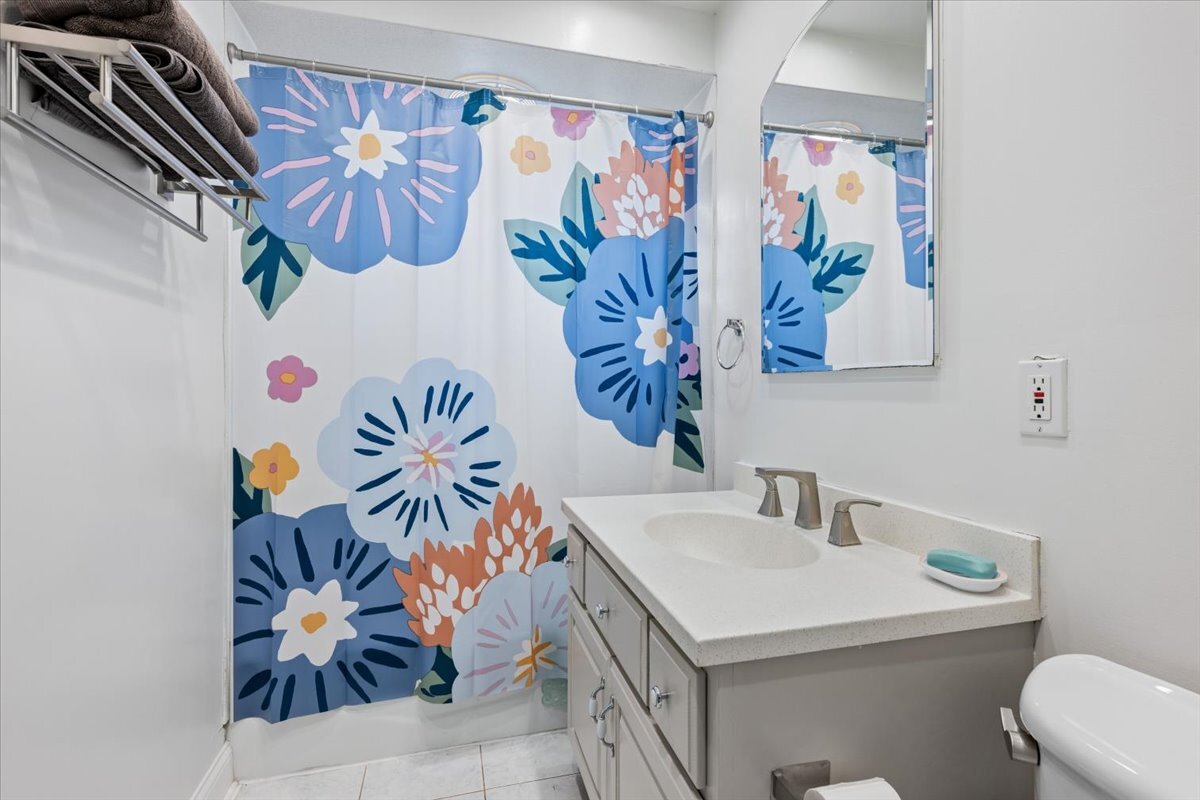 3810 North Mozart Street Chicago IL 60618