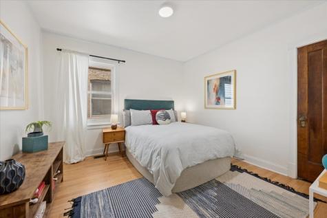 3810 North Mozart Street Chicago IL 60618
