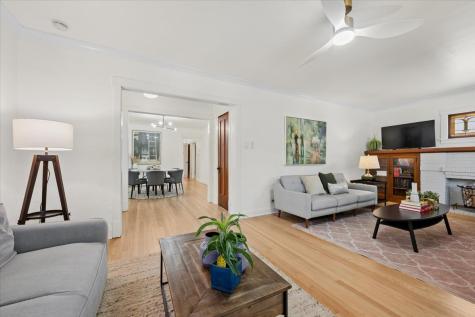 3810 North Mozart Street Chicago IL 60618