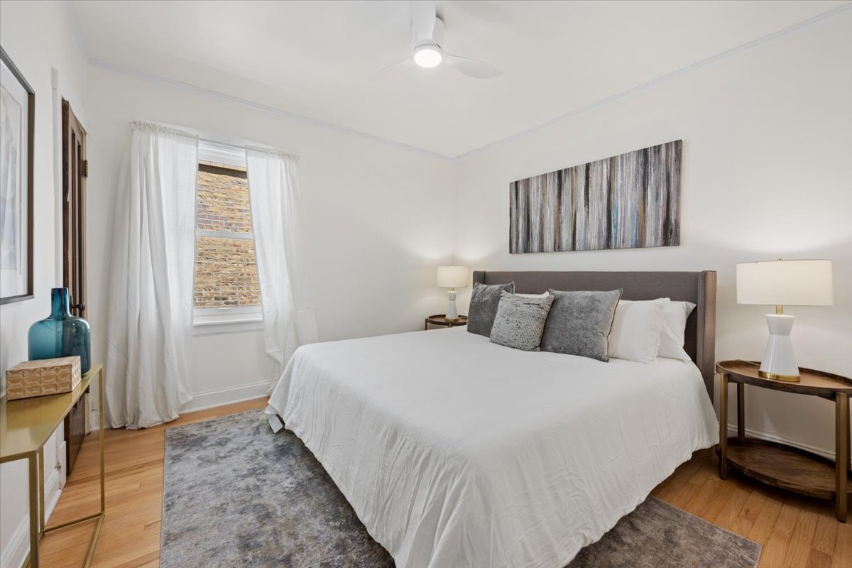 3810 North Mozart Street Chicago IL 60618
