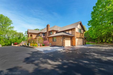 3204 Stonegate Drive Crystal Lake IL 60012