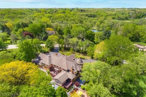 3204 Stonegate Drive Crystal Lake IL 60012