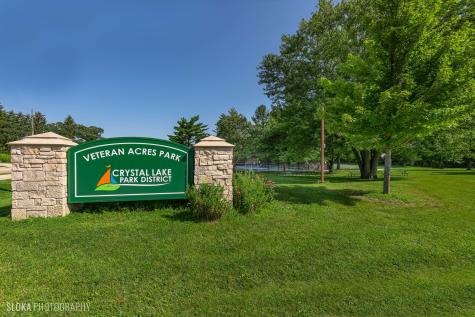 3204 Stonegate Drive Crystal Lake IL 60012