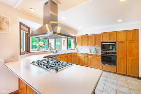 3204 Stonegate Drive Crystal Lake IL 60012
