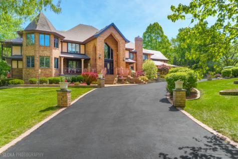 3204 Stonegate Drive Crystal Lake IL 60012