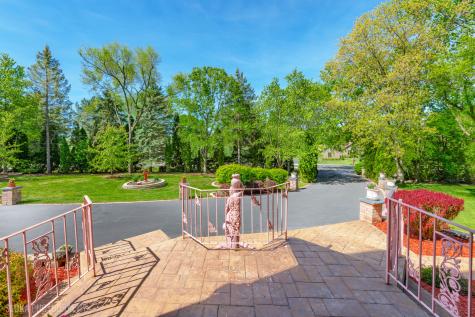 3204 Stonegate Drive Crystal Lake IL 60012