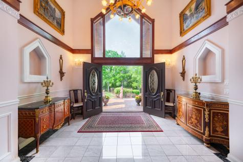 3204 Stonegate Drive Crystal Lake IL 60012