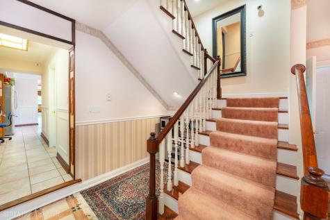 3204 Stonegate Drive Crystal Lake IL 60012