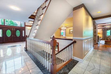 3204 Stonegate Drive Crystal Lake IL 60012