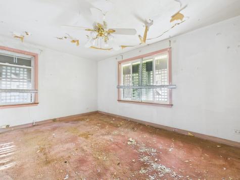 10009 South Emerald Avenue Chicago IL 60628
