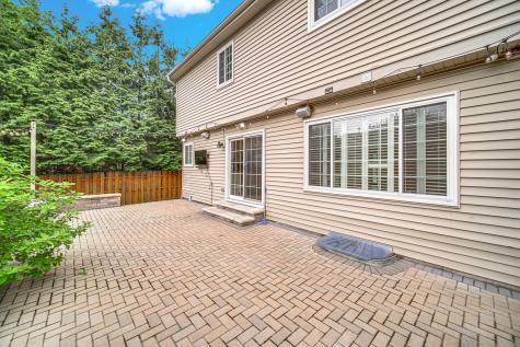 589 Marseilles Circle Buffalo Grove IL 60089