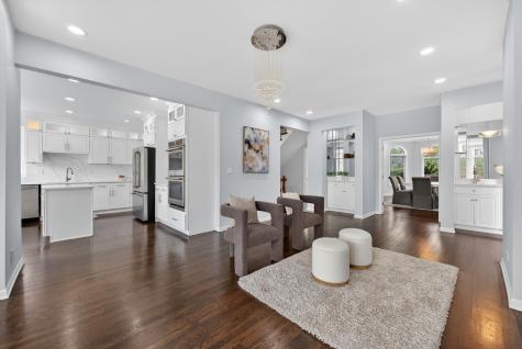 309 Dundee Road Barrington IL 60010