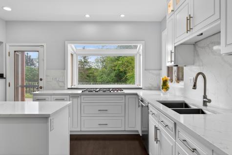 309 Dundee Road Barrington IL 60010