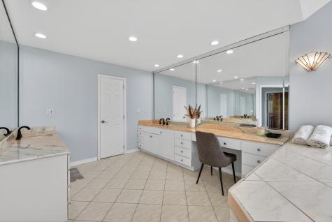 309 Dundee Road Barrington IL 60010