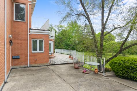 309 Dundee Road Barrington IL 60010
